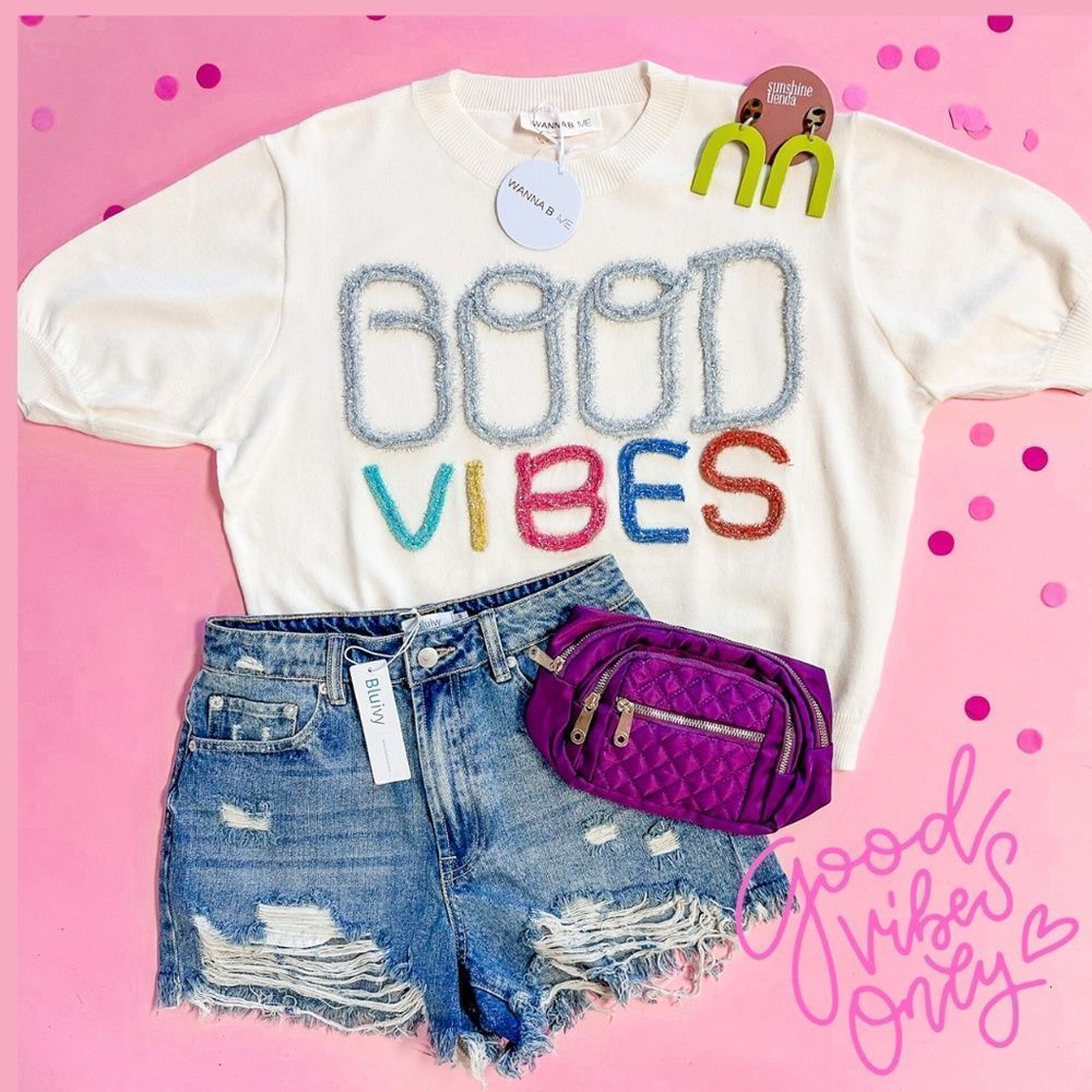White Crew Neck Sweater with Good Vibes Print